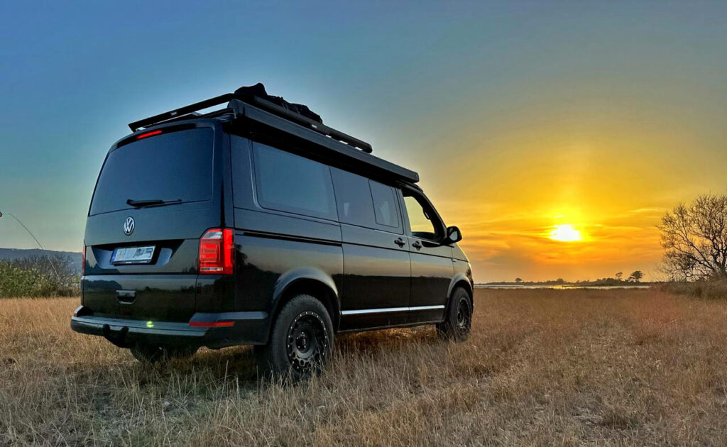 camper van rental in Greece by the sea