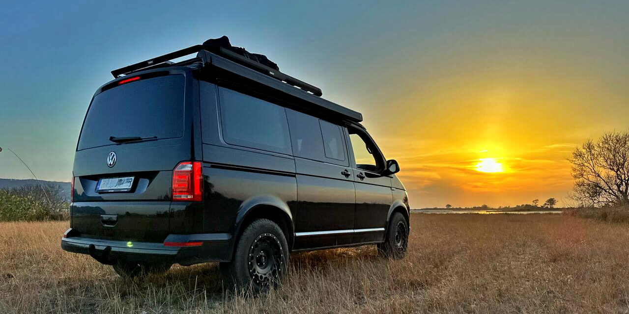camper van rental in Greece by the sea